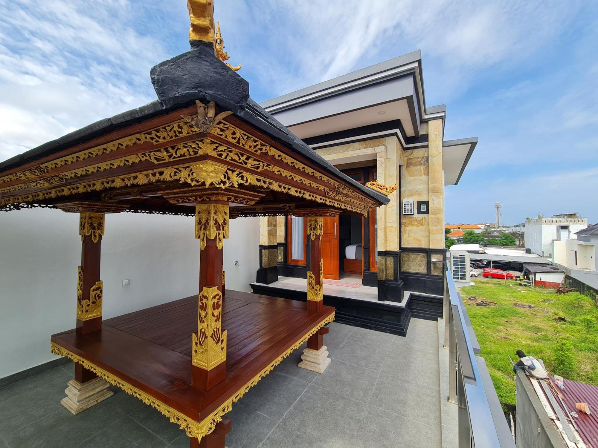 Shin In Bali Hotel Kuta  Exterior photo