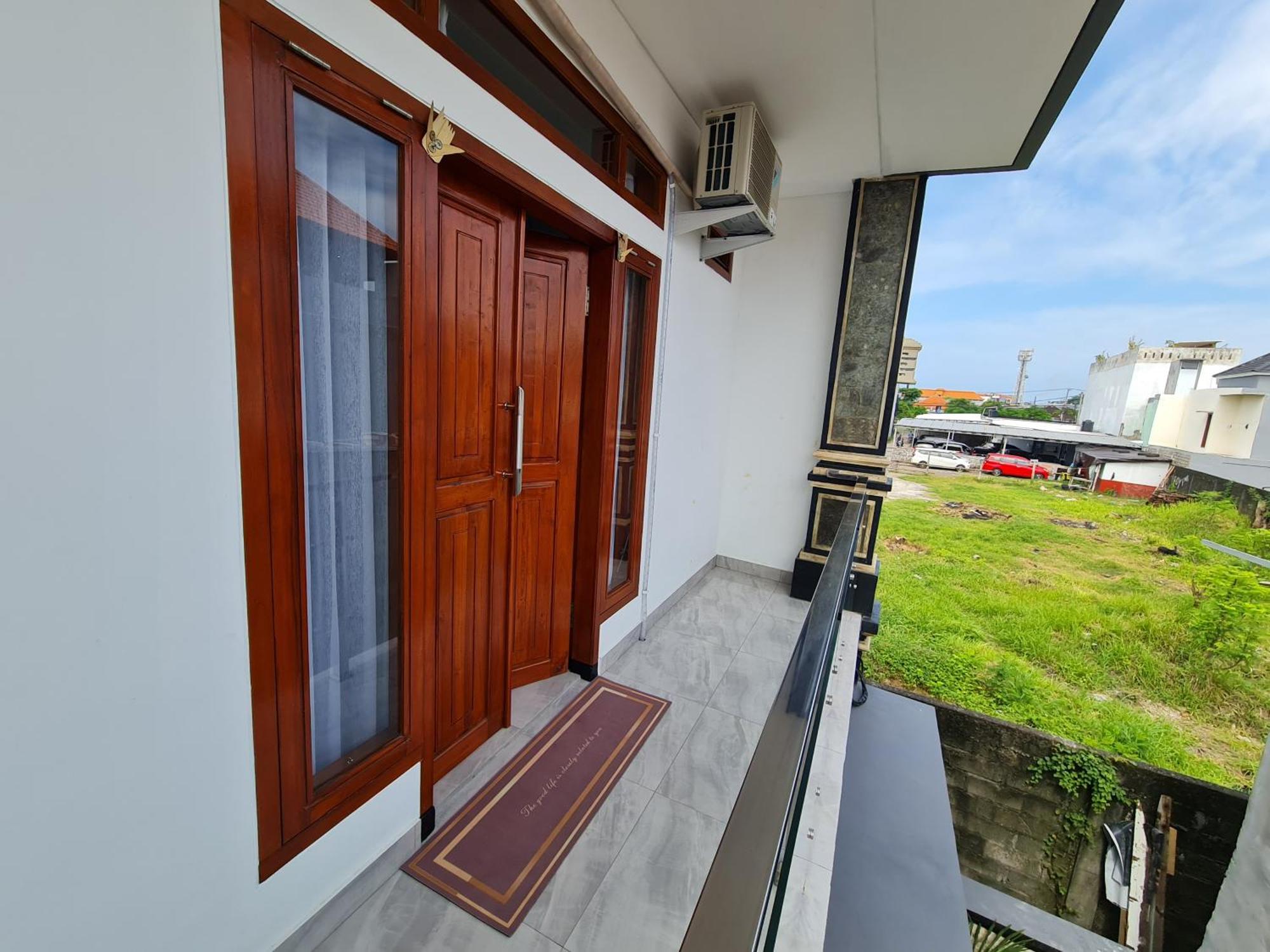 Shin In Bali Hotel Kuta  Exterior photo